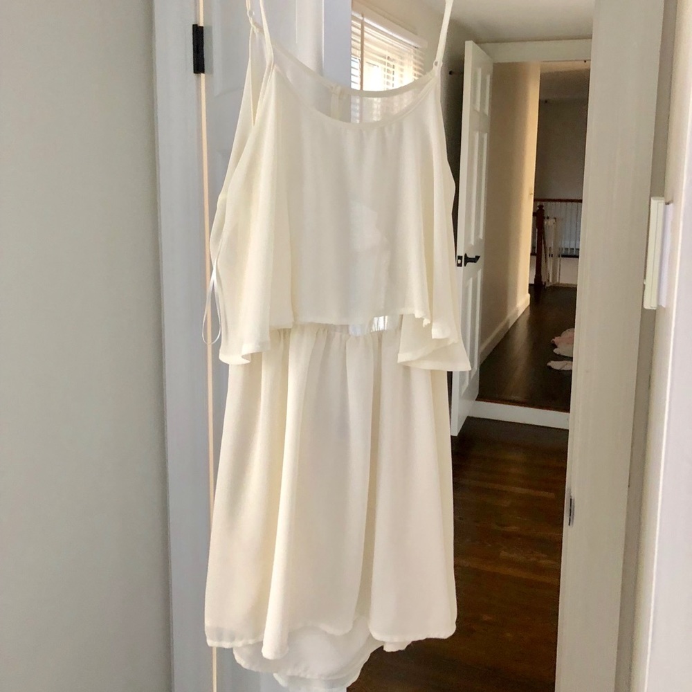 Lovers + Friends White Mini, Size M